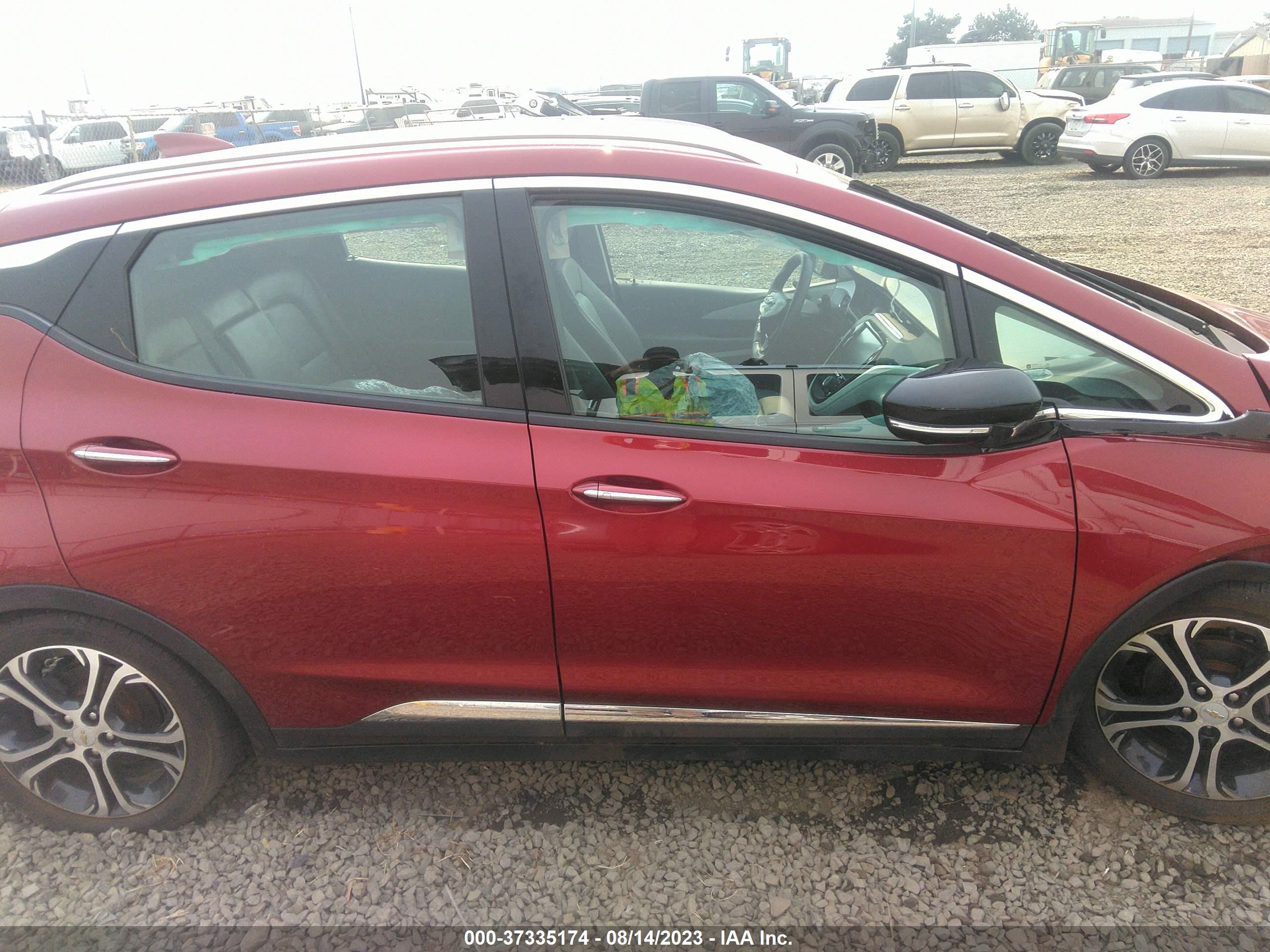 Photo 12 VIN: 1G1FX6S04J4112003 - CHEVROLET BOLT EUV 