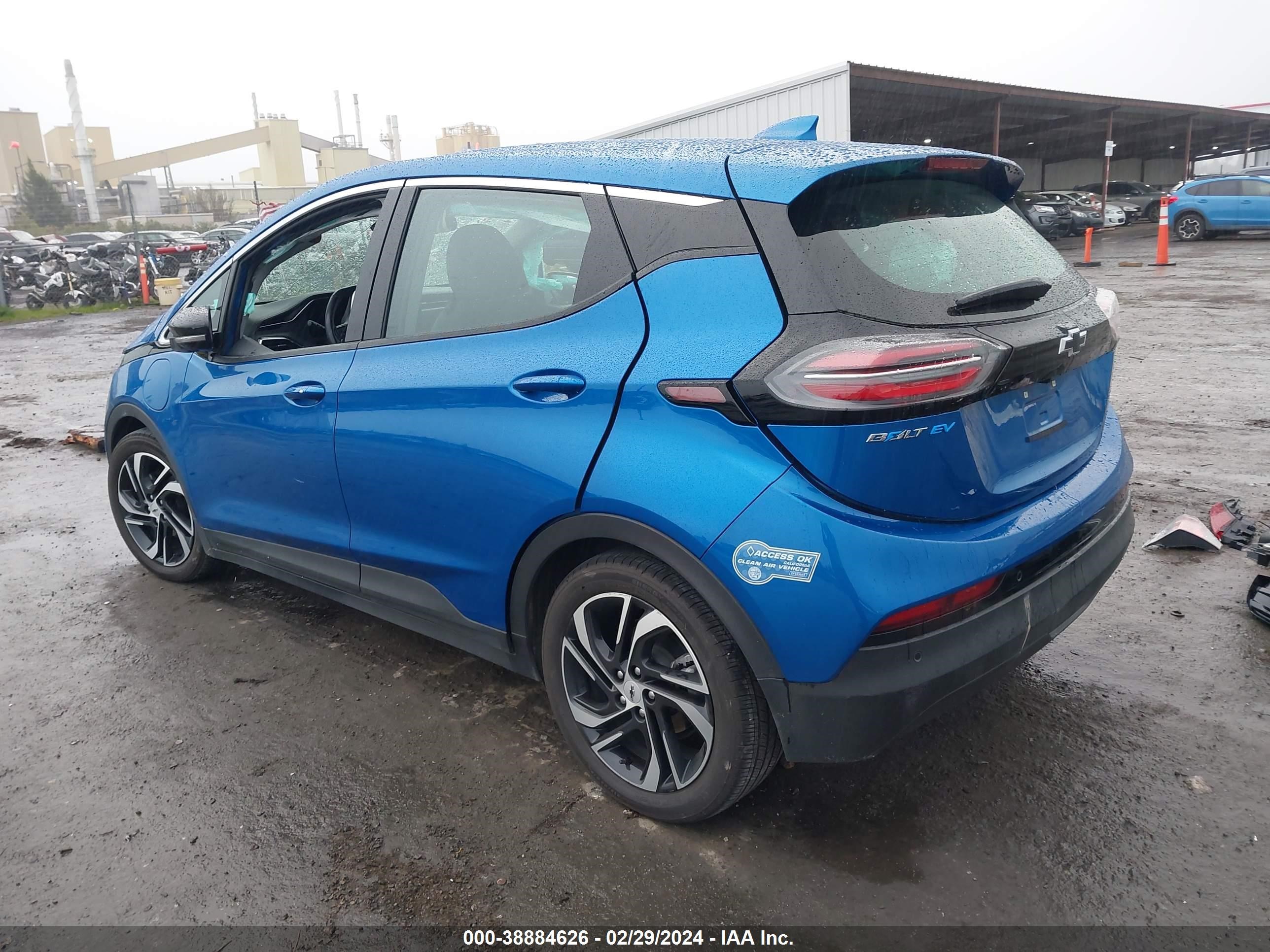 Photo 2 VIN: 1G1FX6S04N4100522 - CHEVROLET BOLT EUV 