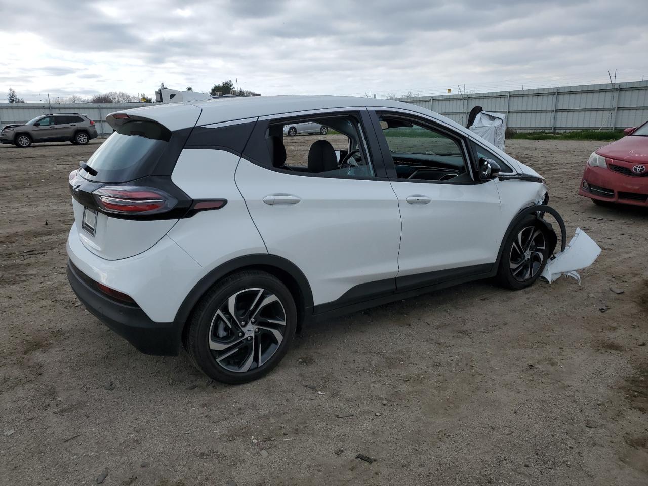 Photo 2 VIN: 1G1FX6S05P4156794 - CHEVROLET BOLT 