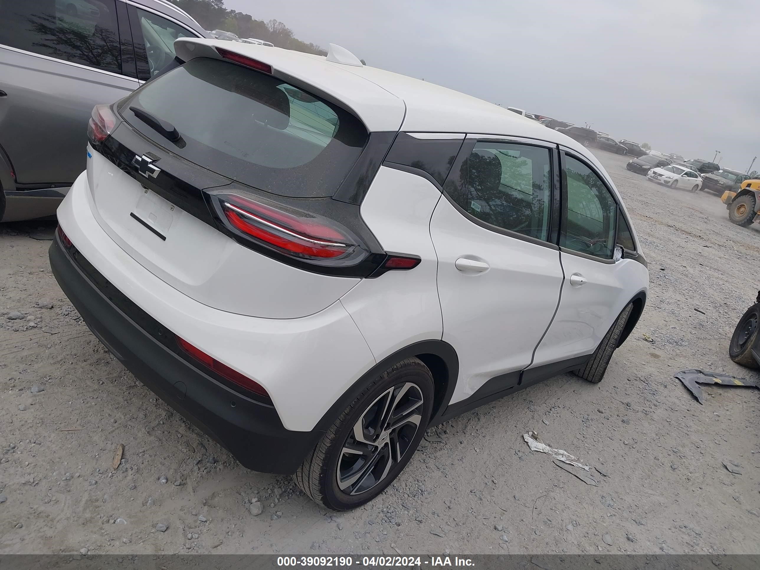 Photo 3 VIN: 1G1FX6S08P4183617 - CHEVROLET BOLT 