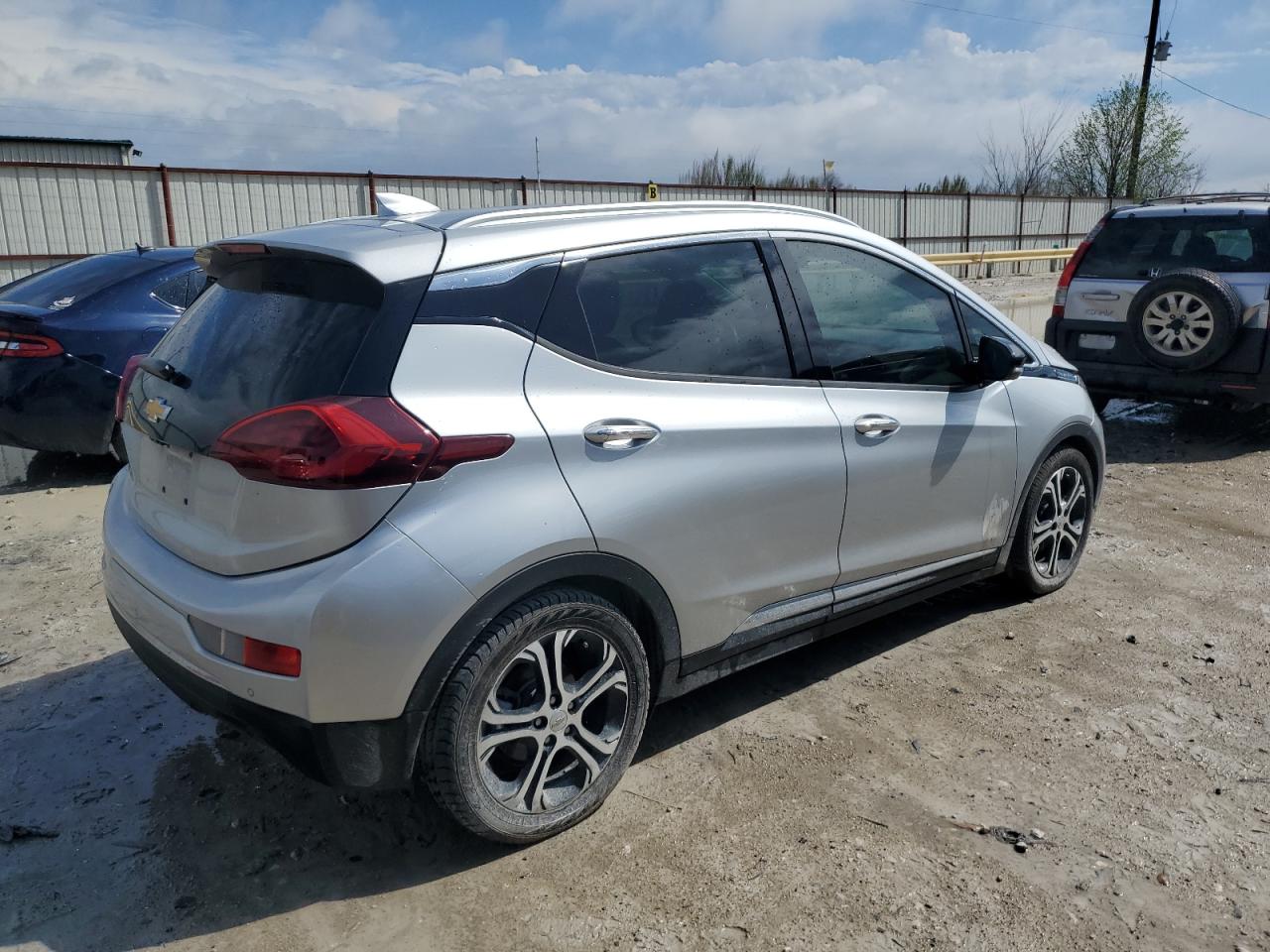 Photo 2 VIN: 1G1FX6S09H4188536 - CHEVROLET BOLT 