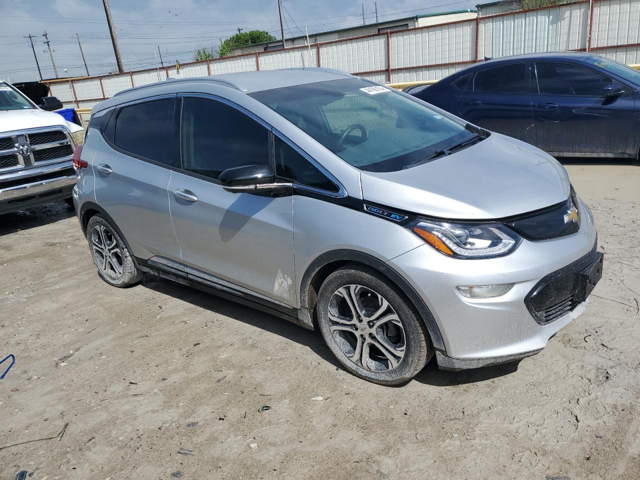 Photo 3 VIN: 1G1FX6S09H4188536 - CHEVROLET BOLT 