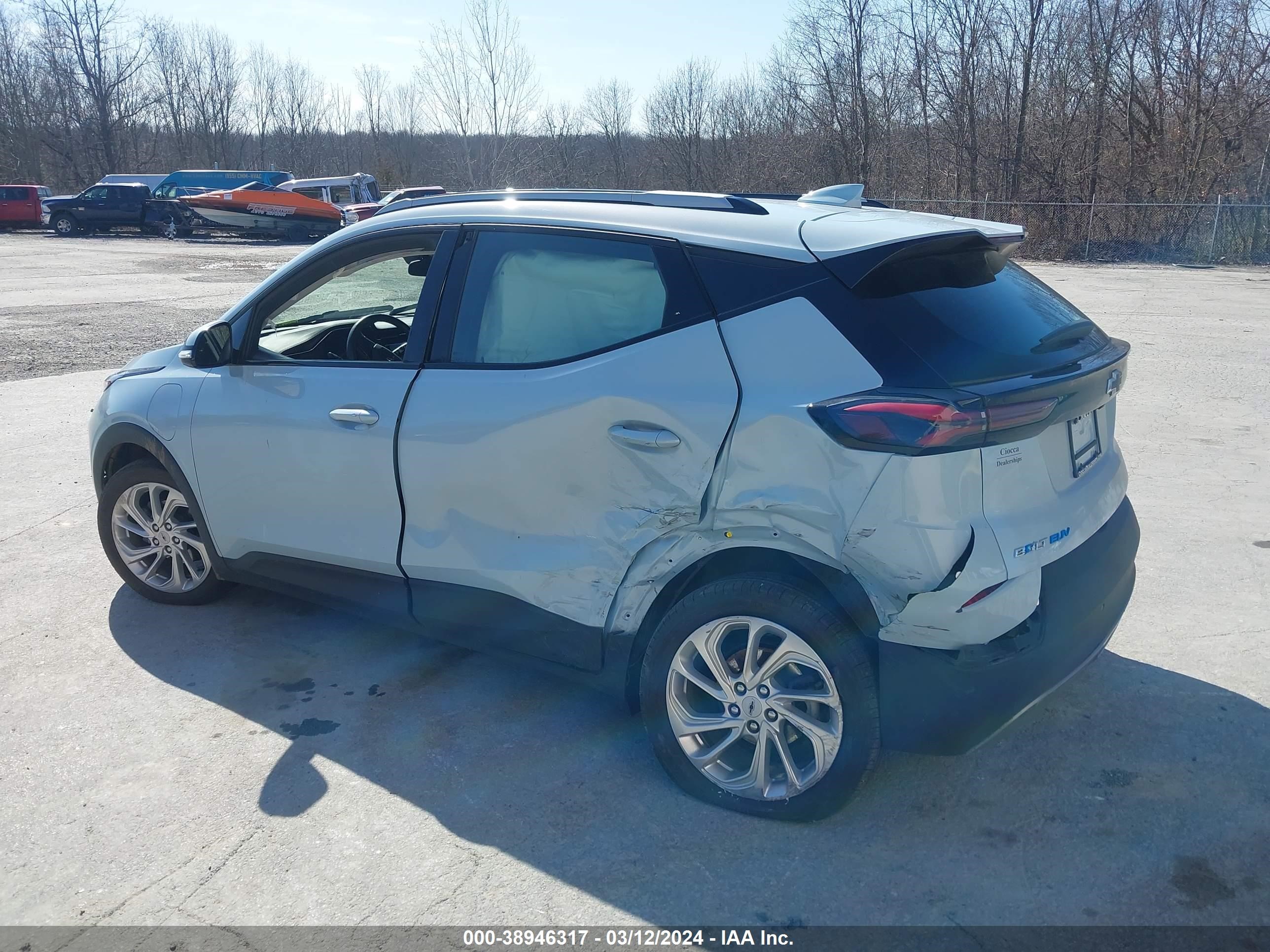 Photo 2 VIN: 1G1FY6S03P4121197 - CHEVROLET BOLT EUV 