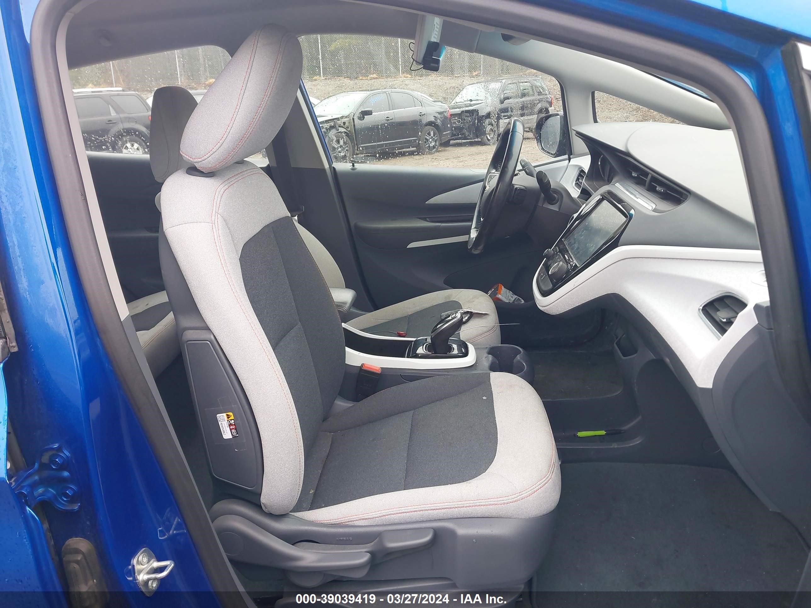 Photo 4 VIN: 1G1FY6S04L4137256 - CHEVROLET BOLT 