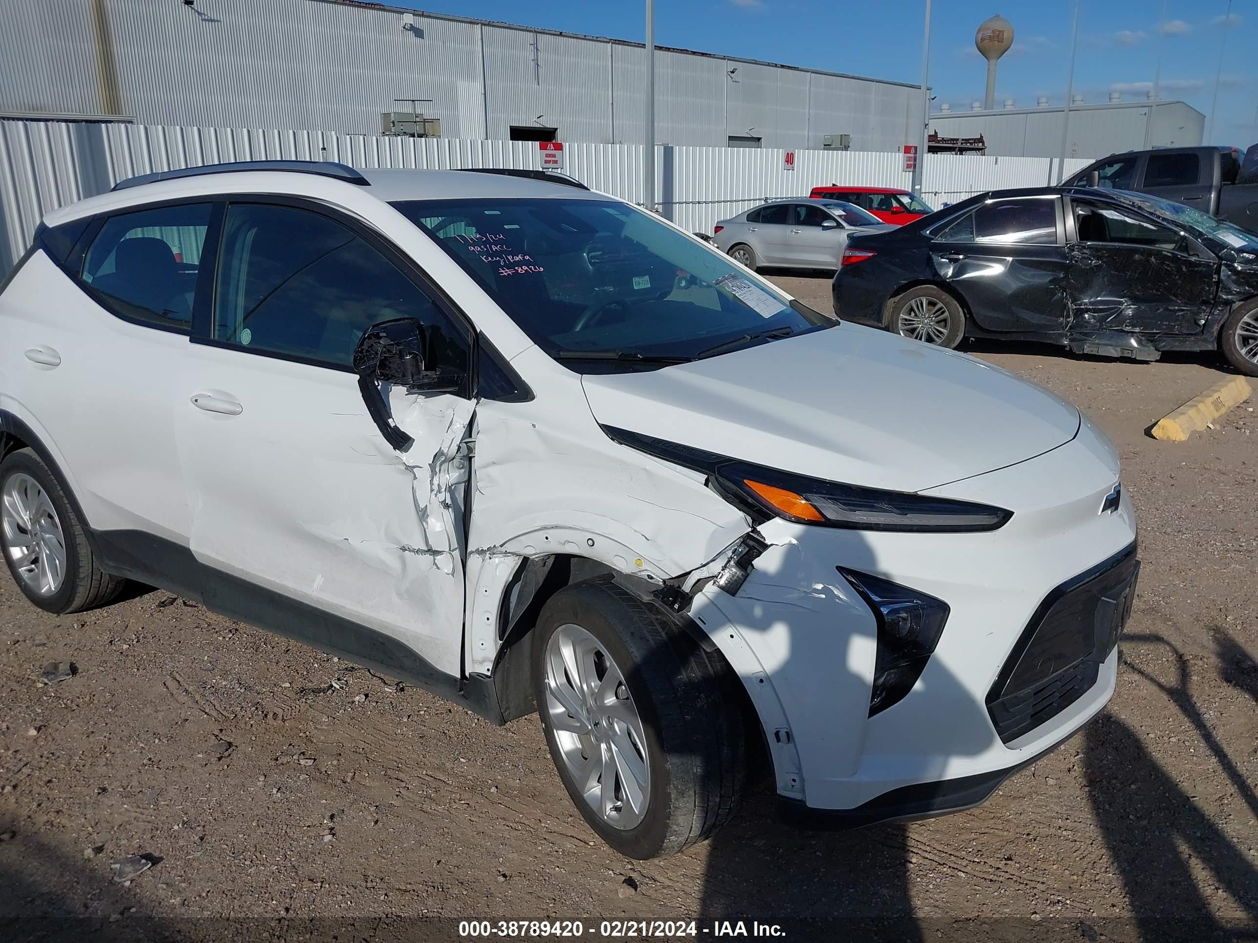 Photo 5 VIN: 1G1FY6S04P4148926 - CHEVROLET BOLT EUV 