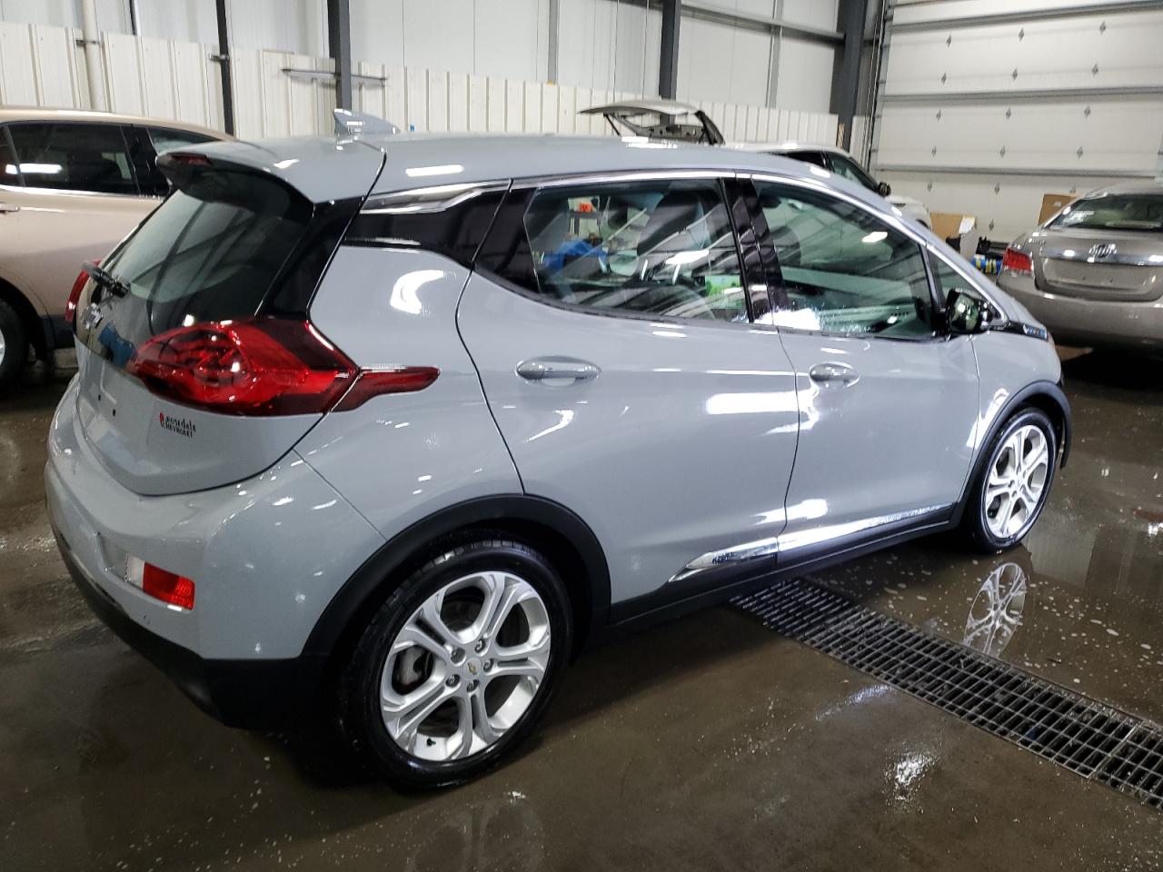 Photo 2 VIN: 1G1FY6S06K4107982 - CHEVROLET BOLT 