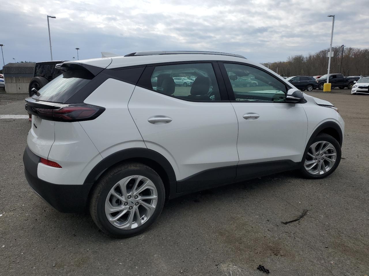 Photo 2 VIN: 1G1FY6S06P4197254 - CHEVROLET BOLT 