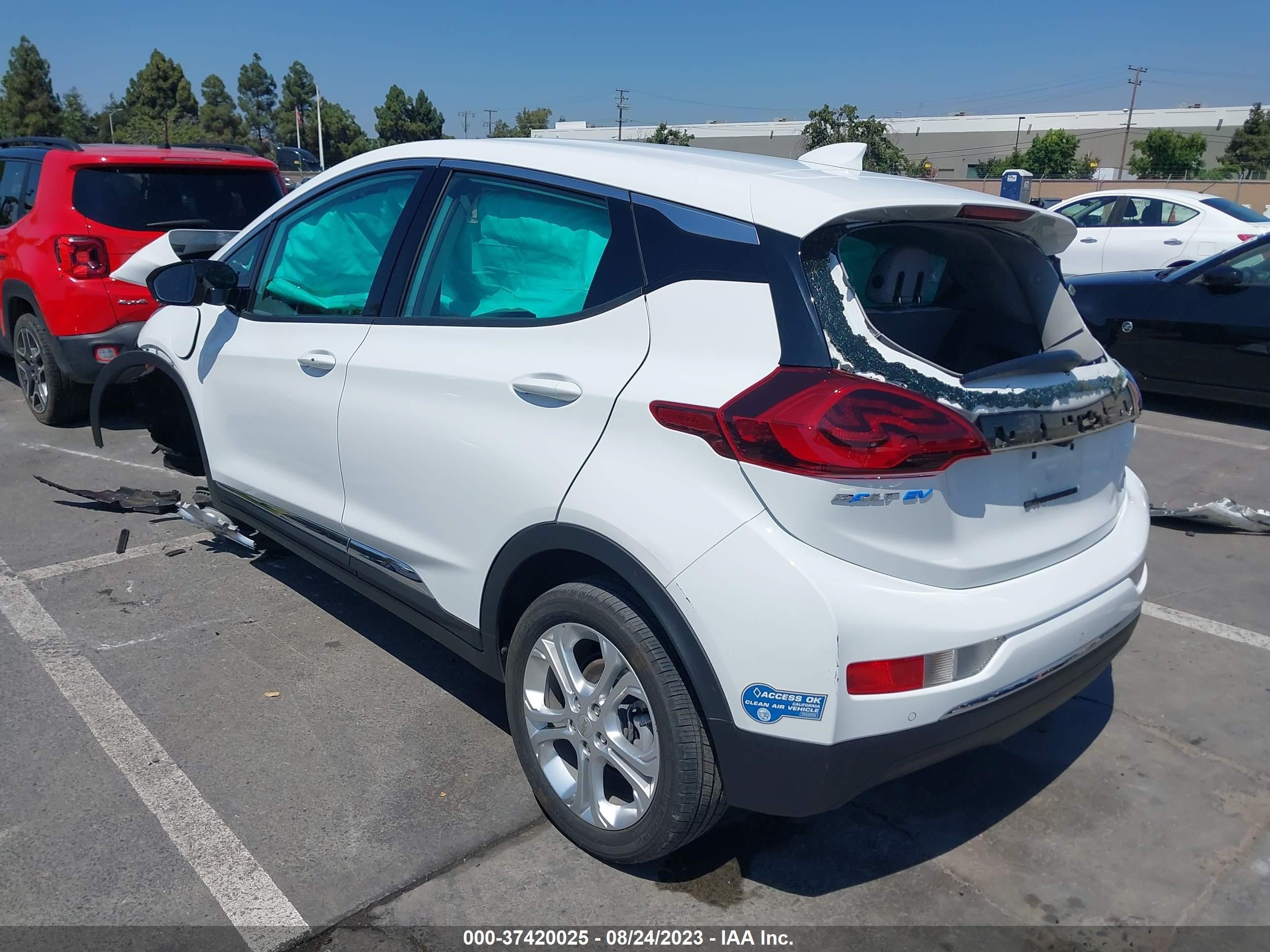 Photo 2 VIN: 1G1FY6S0XM4114887 - CHEVROLET BOLT EUV 