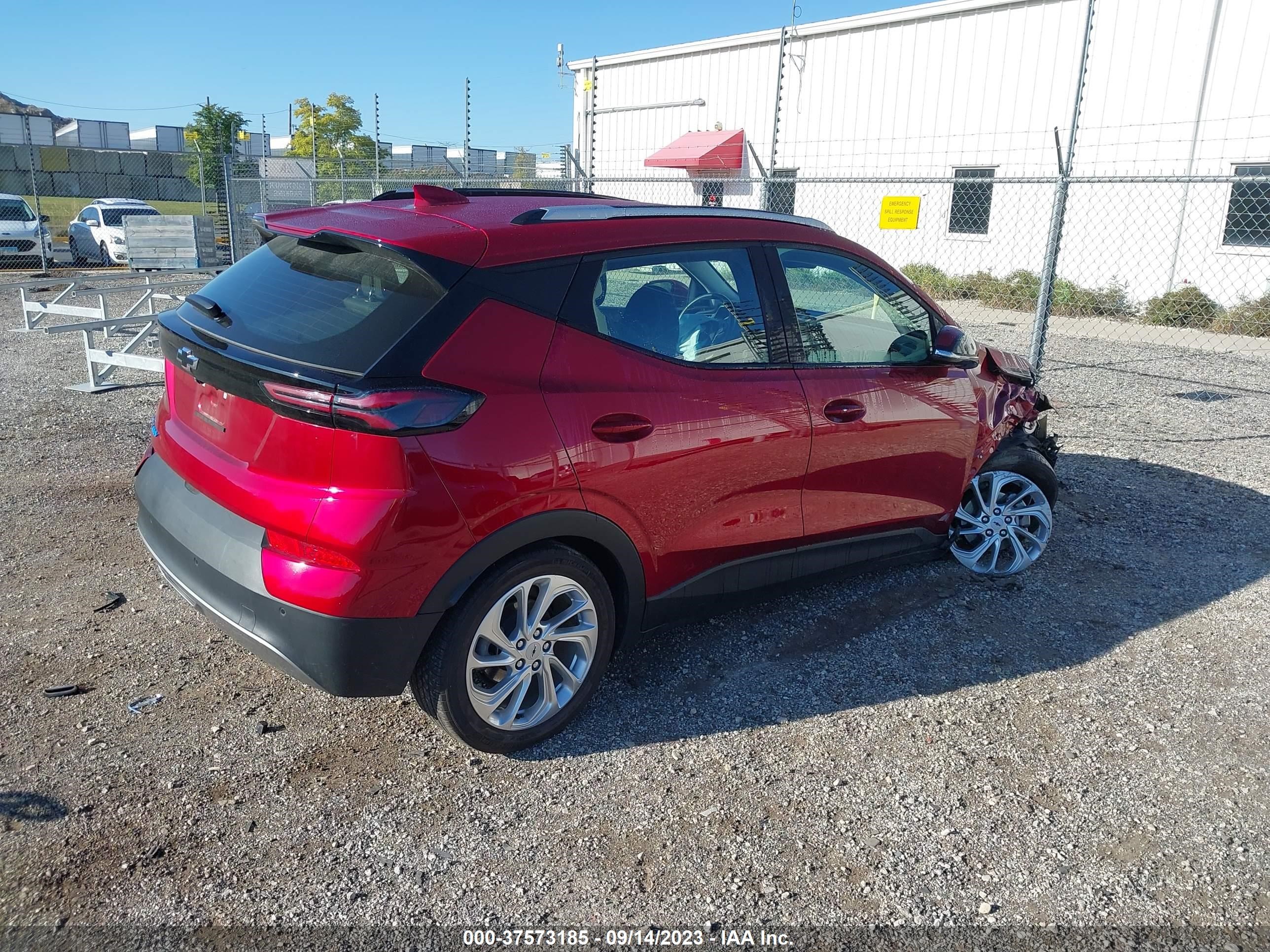 Photo 3 VIN: 1G1FY6S0XN4103292 - CHEVROLET BOLT EUV 