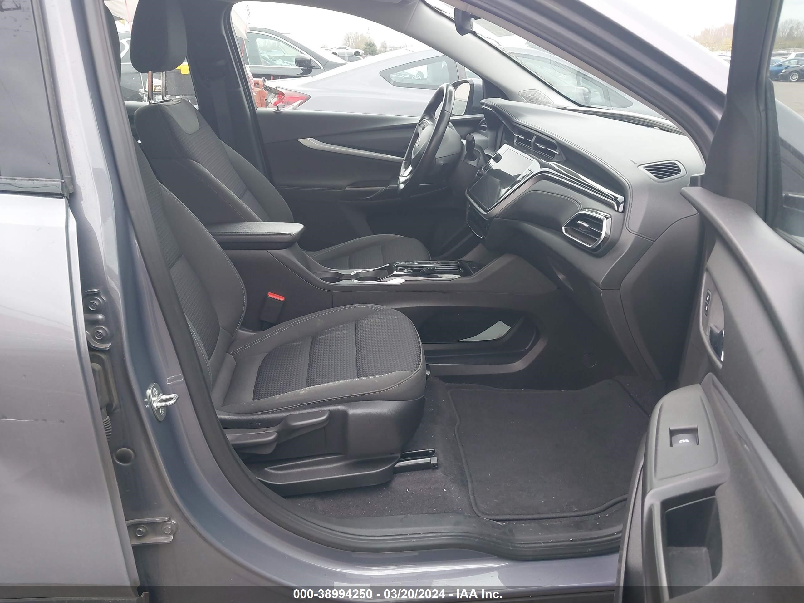 Photo 4 VIN: 1G1FY6S0XN4126619 - CHEVROLET BOLT EUV 