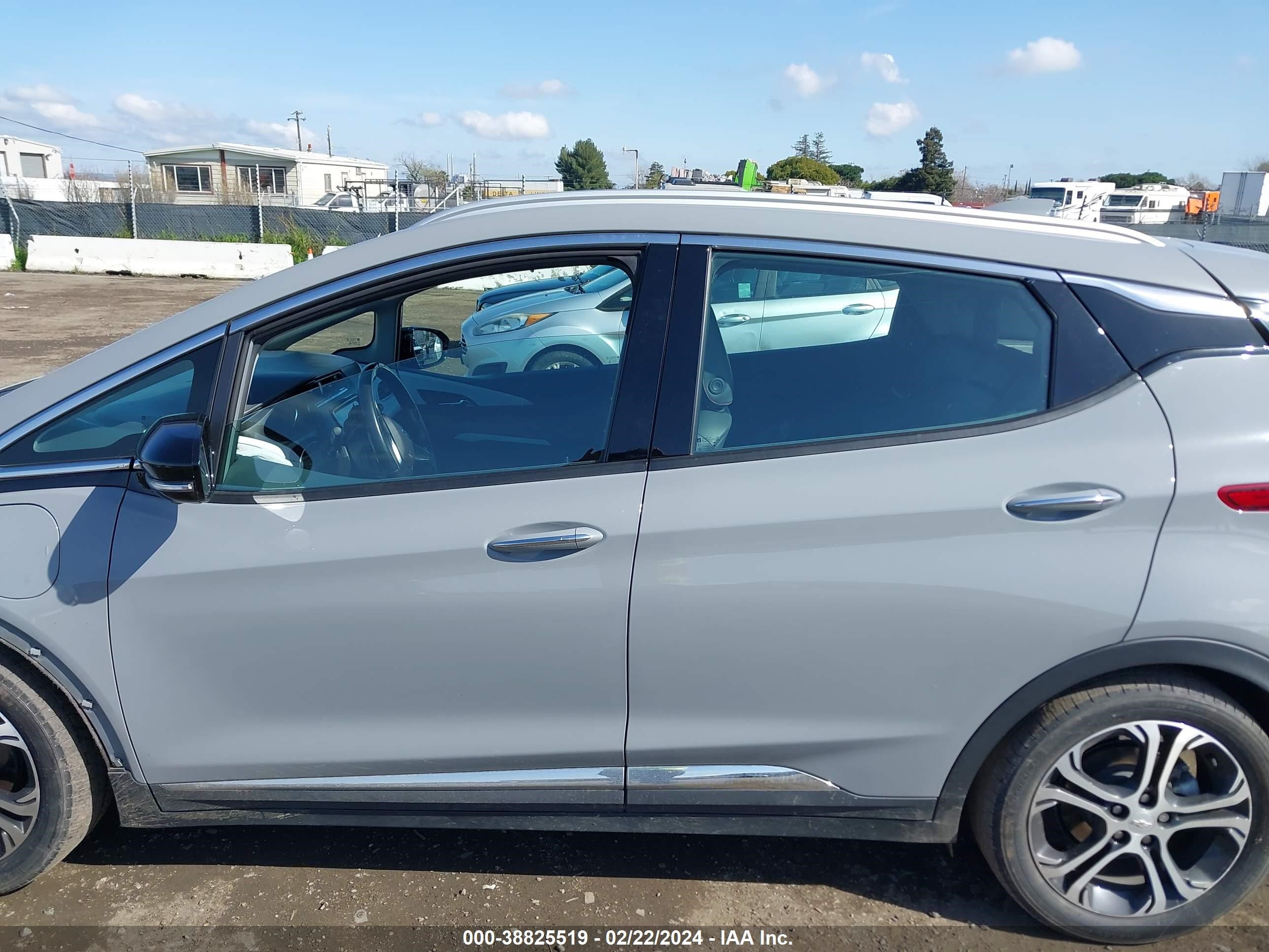 Photo 14 VIN: 1G1FZ6S01L4148082 - CHEVROLET BOLT EUV 