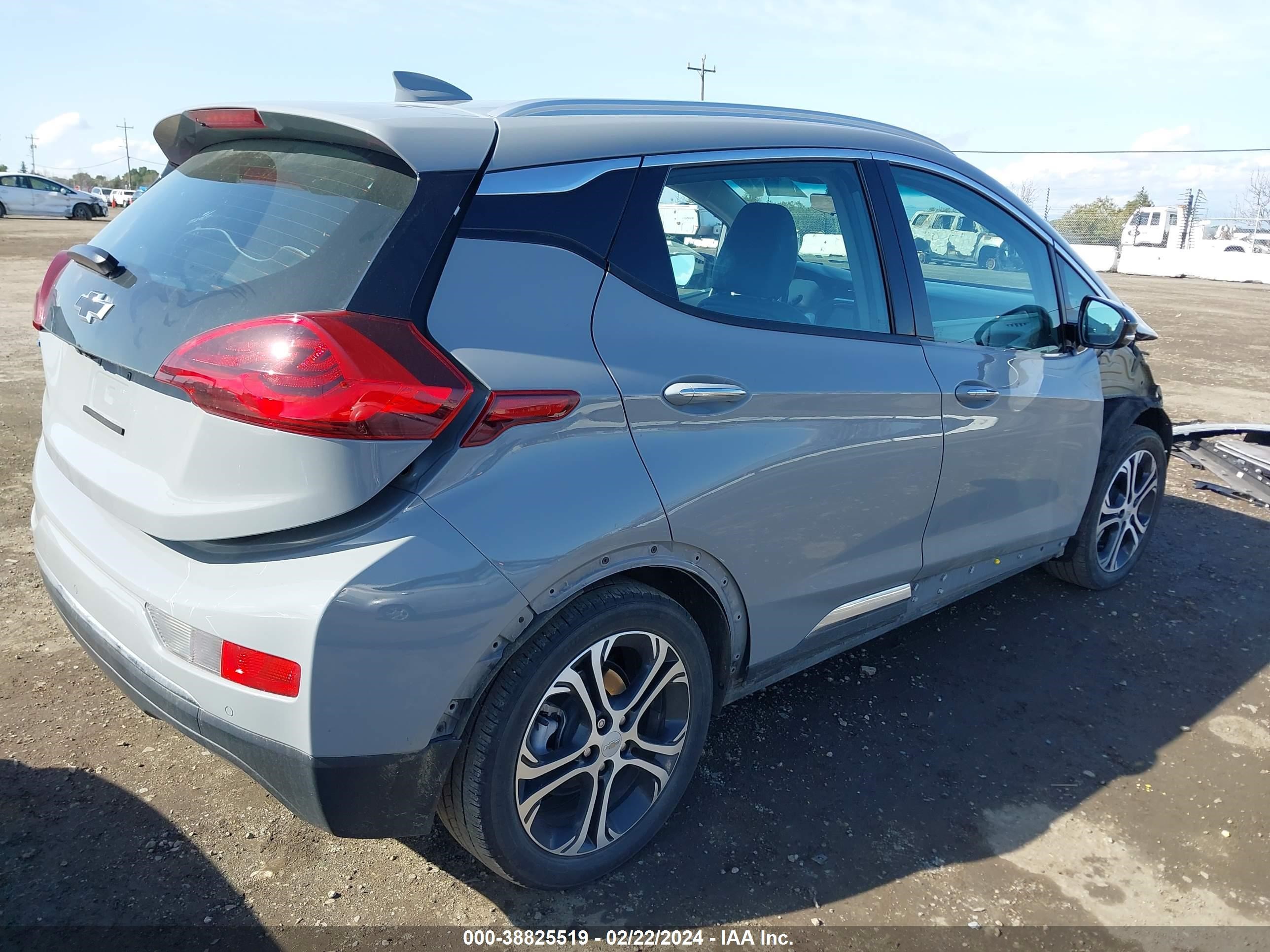 Photo 3 VIN: 1G1FZ6S01L4148082 - CHEVROLET BOLT EUV 