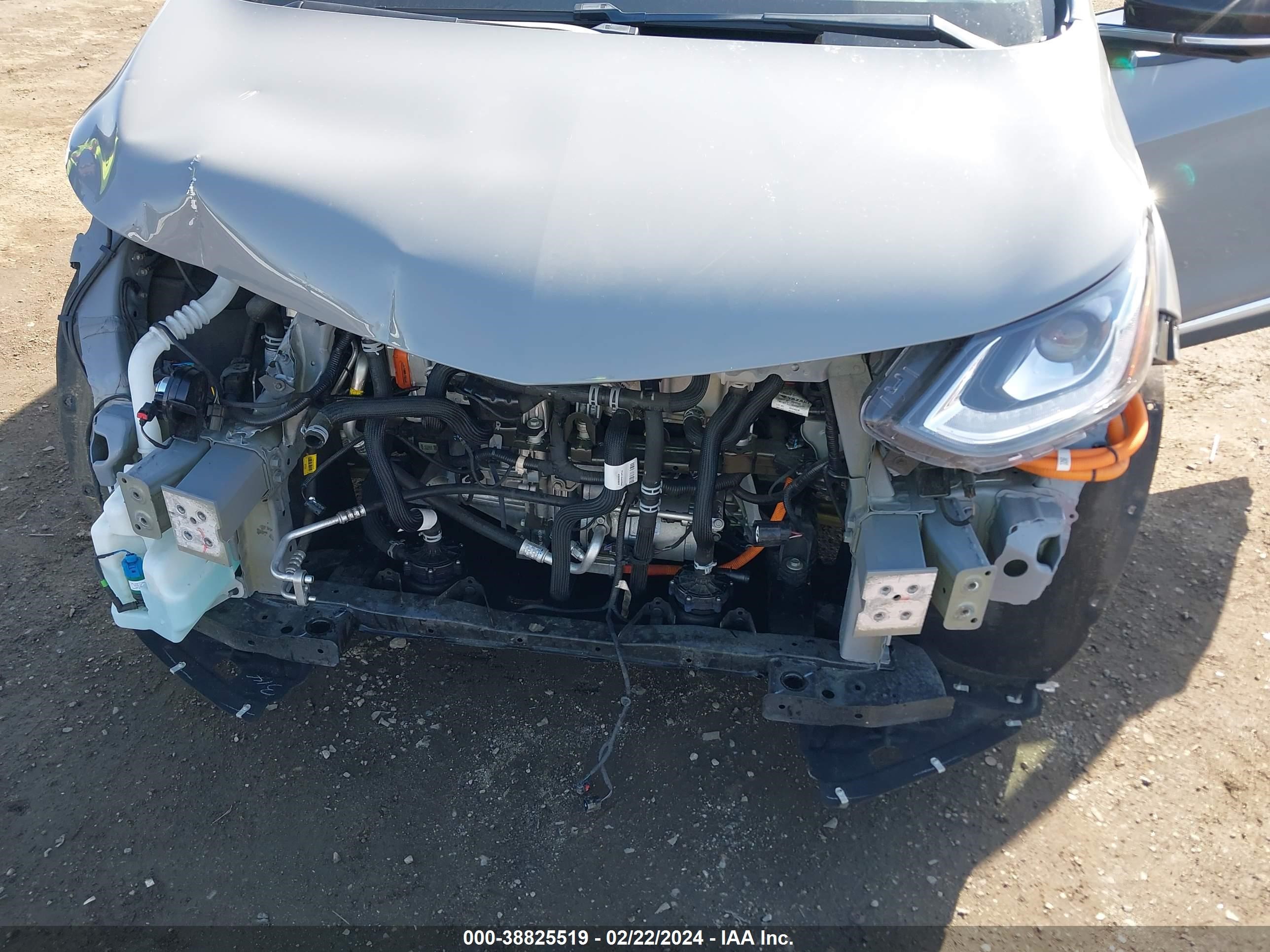 Photo 5 VIN: 1G1FZ6S01L4148082 - CHEVROLET BOLT EUV 