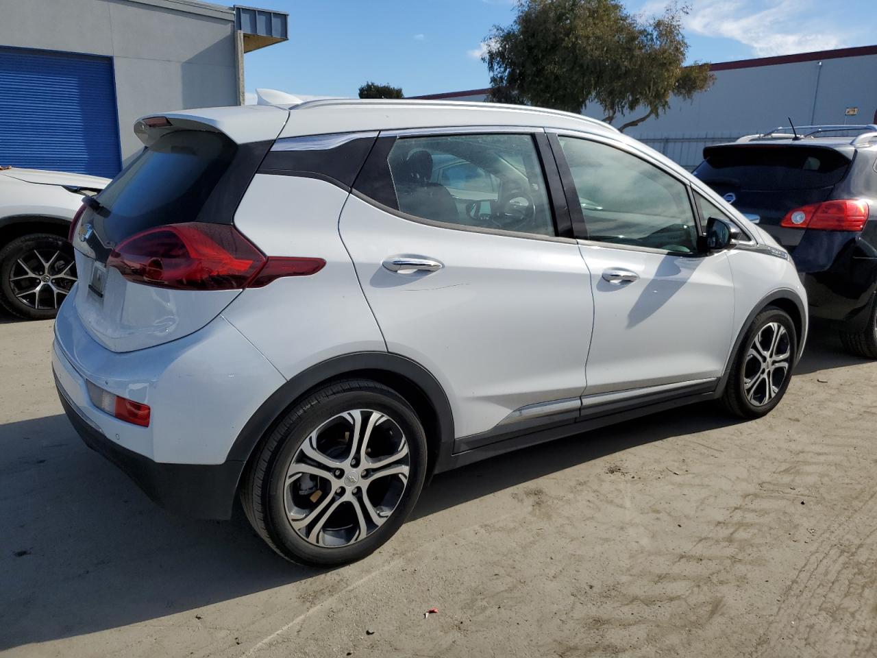 Photo 2 VIN: 1G1FZ6S01M4107923 - CHEVROLET BOLT 