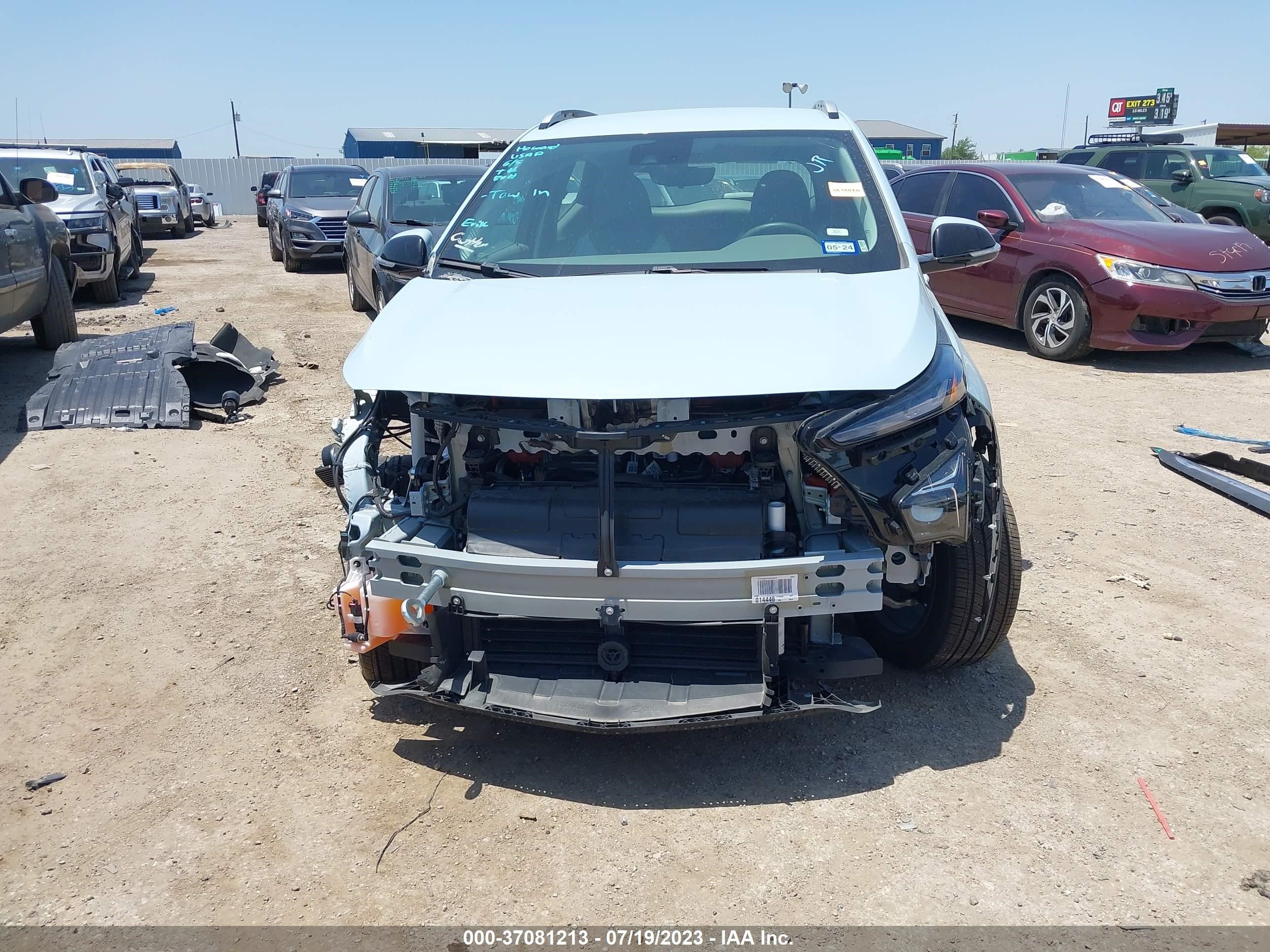 Photo 11 VIN: 1G1FZ6S02N4116812 - CHEVROLET BOLT EUV 