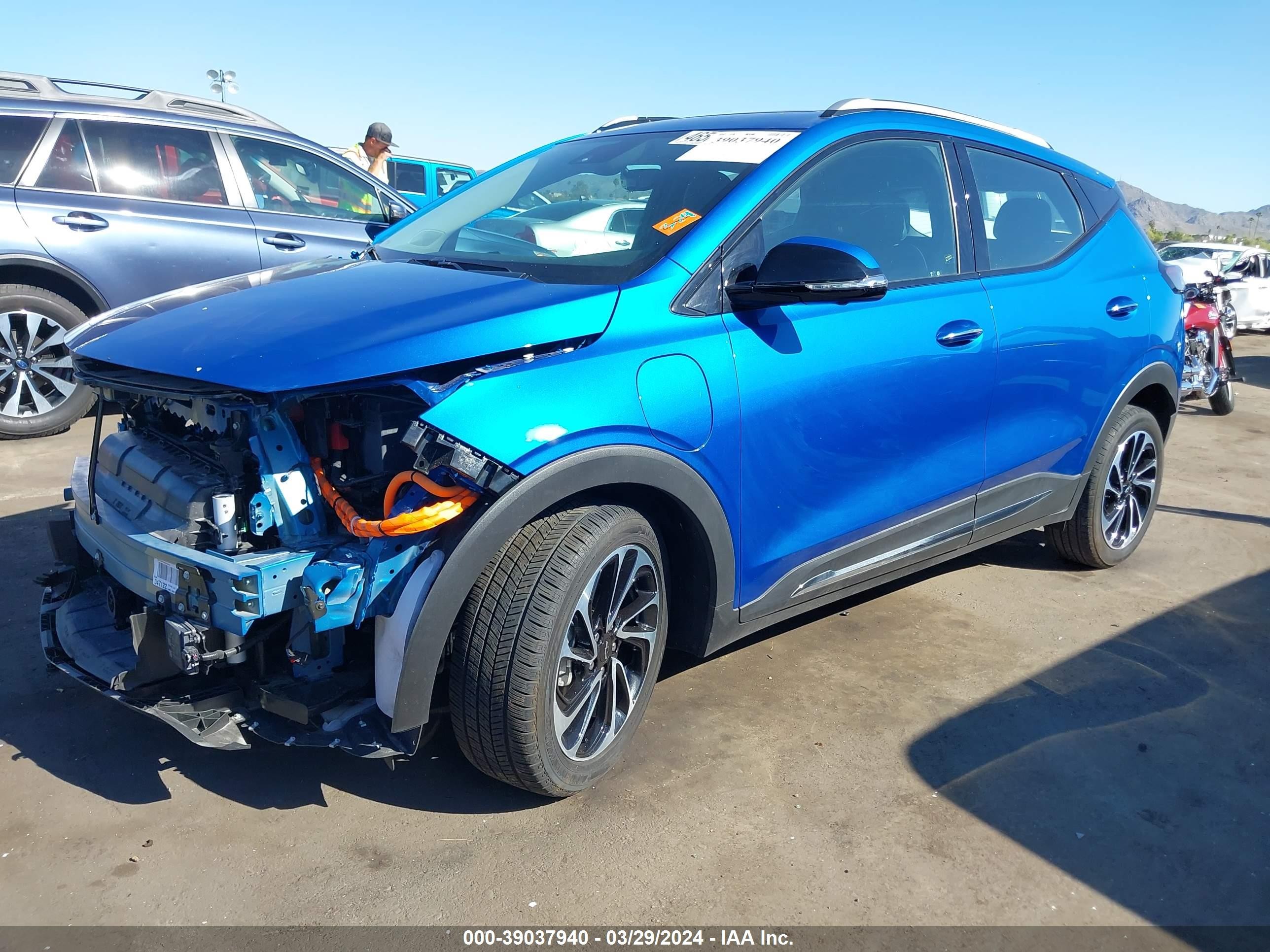 Photo 1 VIN: 1G1FZ6S02P4112956 - CHEVROLET BOLT EUV 