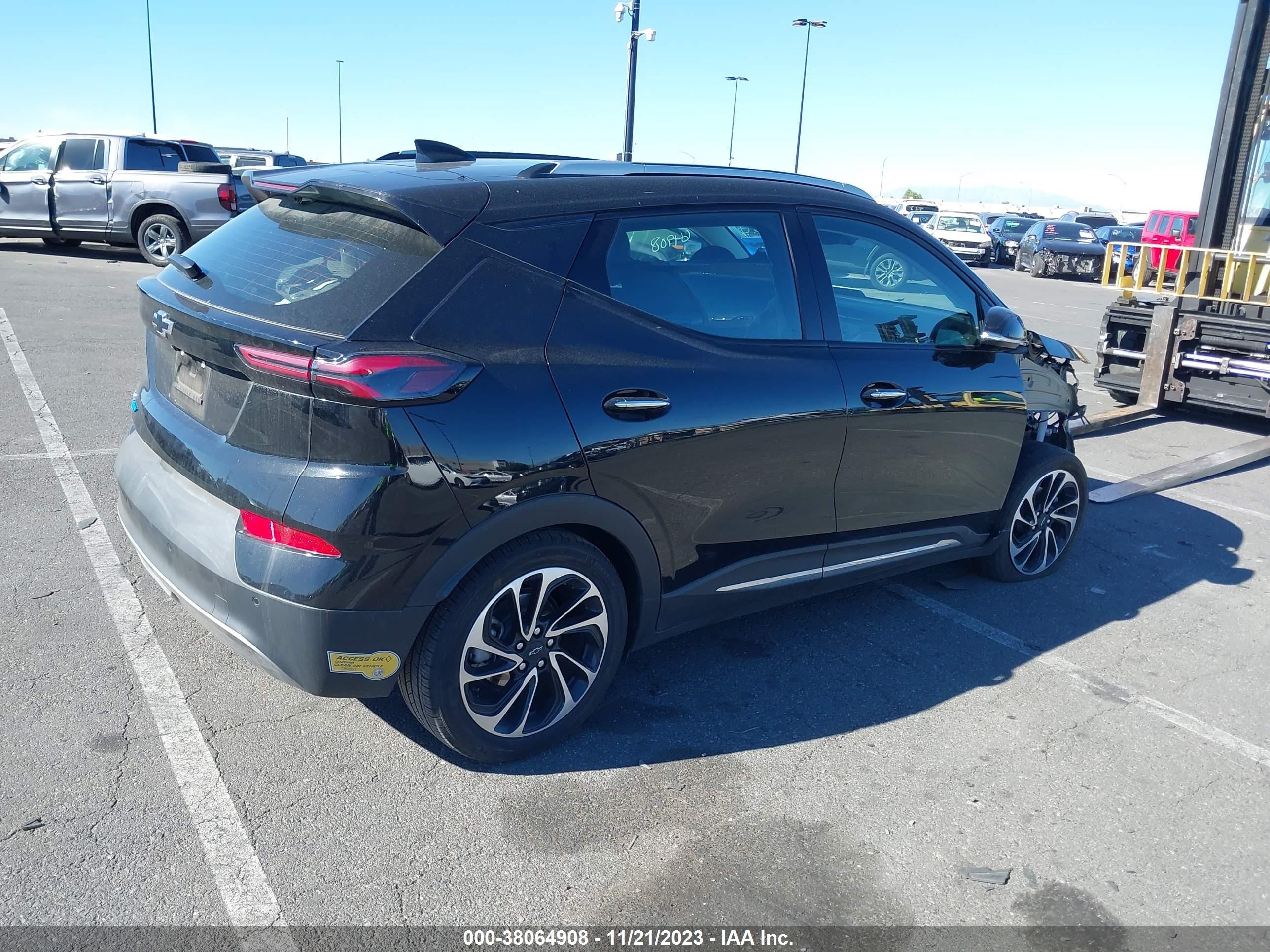 Photo 3 VIN: 1G1FZ6S04N4132445 - CHEVROLET BOLT EUV 