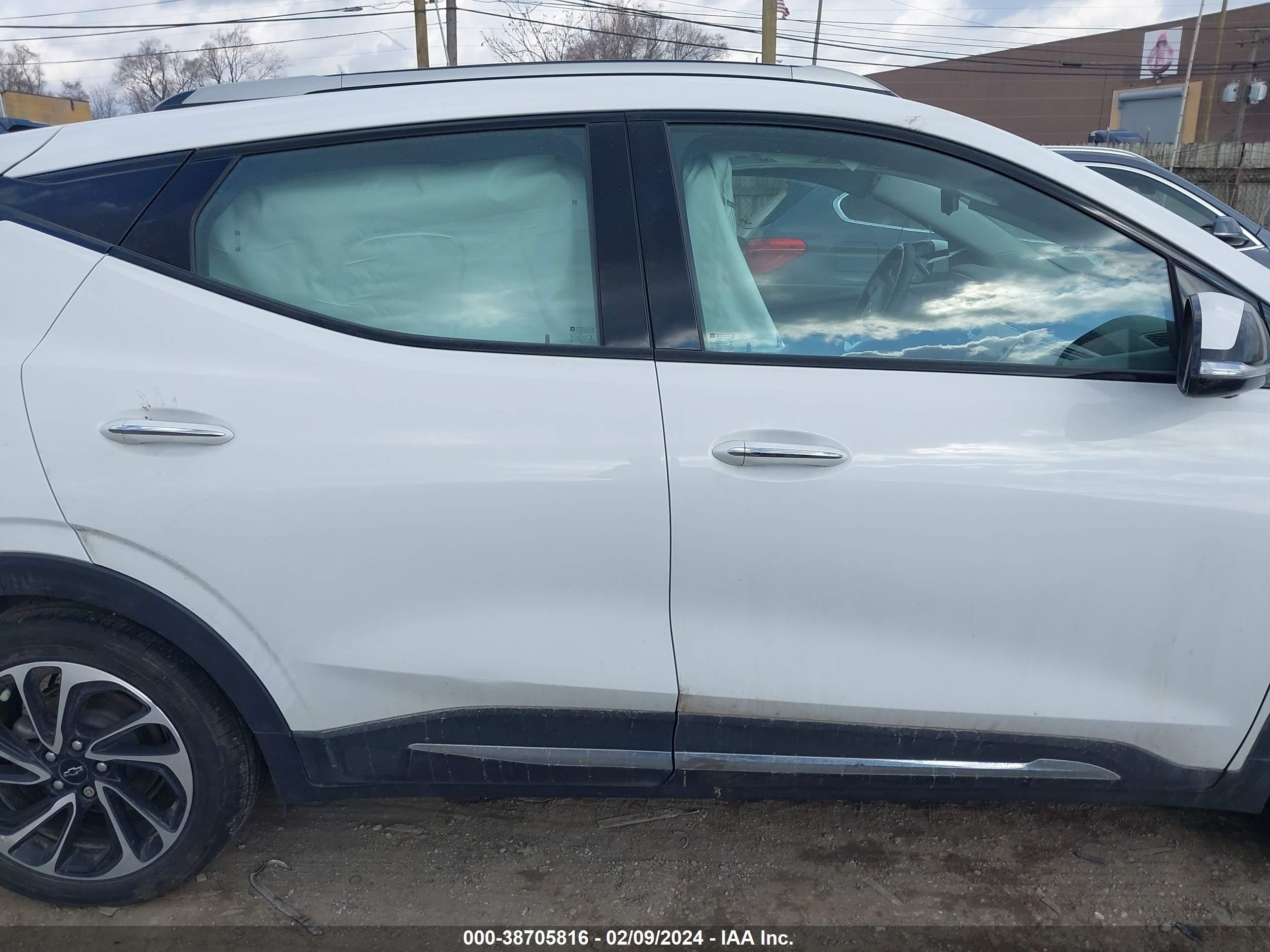 Photo 12 VIN: 1G1FZ6S04P4106687 - CHEVROLET BOLT EUV 