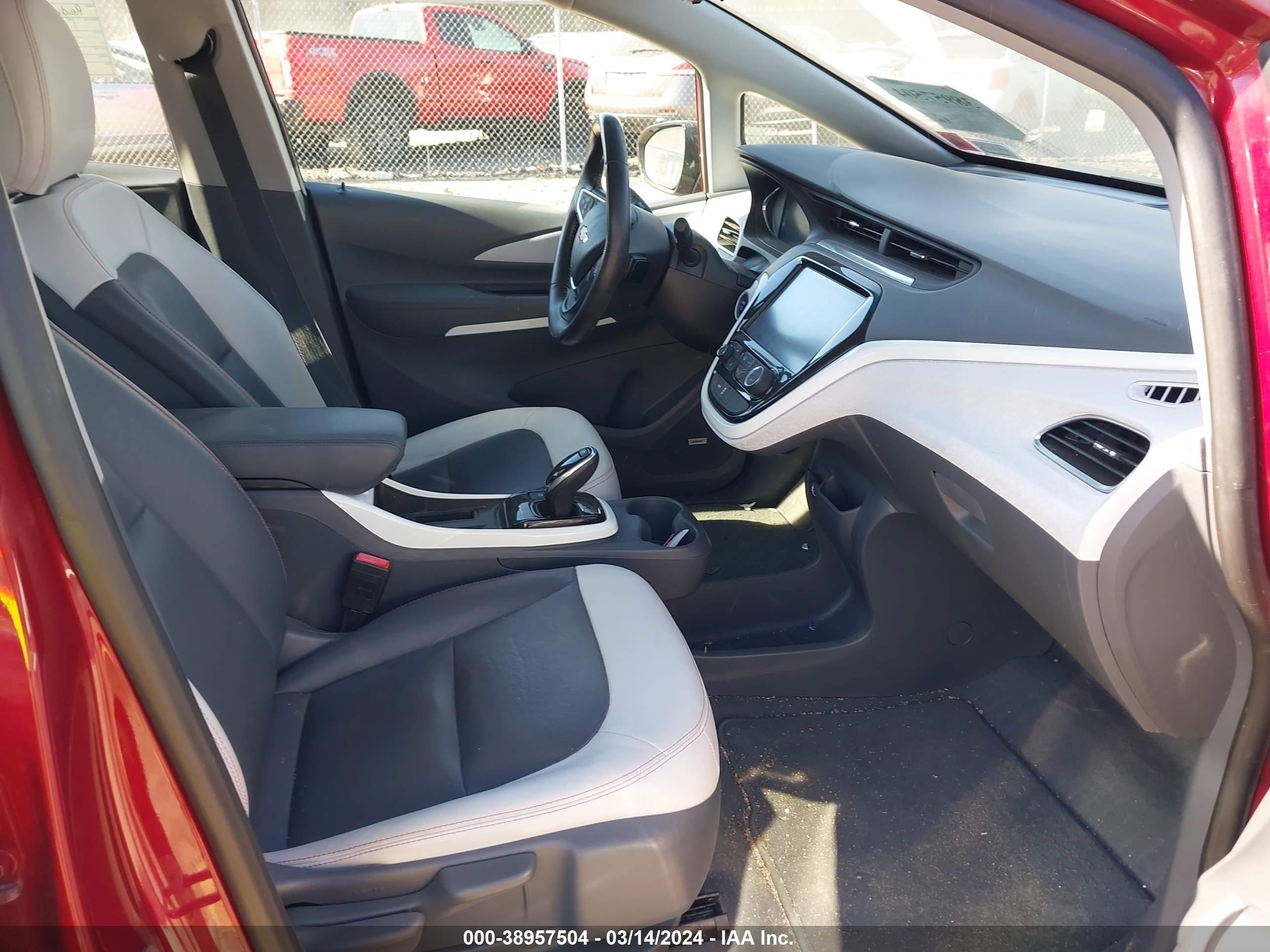 Photo 4 VIN: 1G1FZ6S08L4118156 - CHEVROLET BOLT EUV 