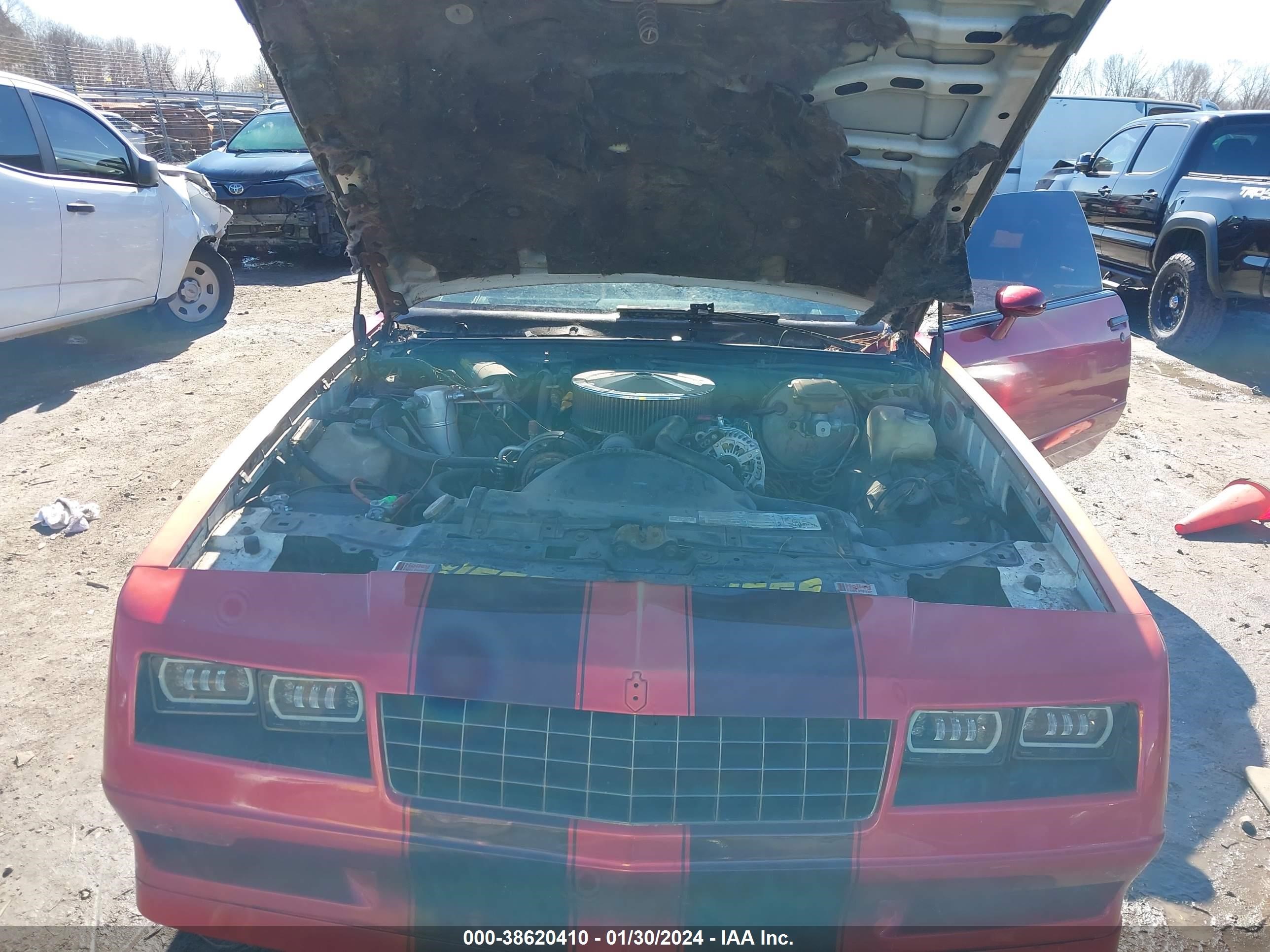 Photo 9 VIN: 1G1GZ37G6FR132055 - CHEVROLET MONTE CARLO 