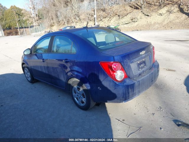 Photo 2 VIN: 1G1JA5SG1D4194327 - CHEVROLET SONIC 