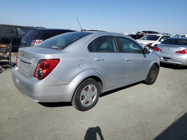 Photo 2 VIN: 1G1JA5SG1F4133739 - CHEVROLET SONIC LS 