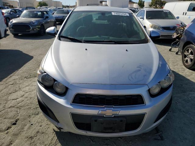 Photo 4 VIN: 1G1JA5SG1F4133739 - CHEVROLET SONIC LS 