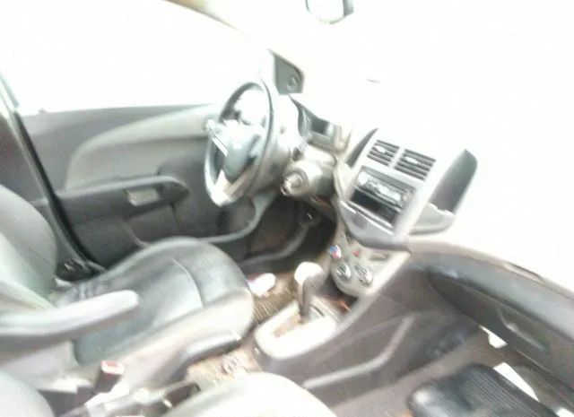 Photo 4 VIN: 1G1JA5SH0C4117746 - CHEVROLET SONIC 