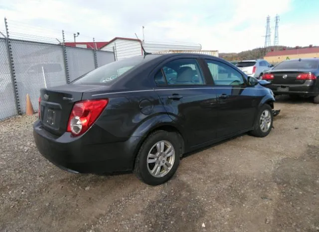 Photo 3 VIN: 1G1JA5SH0C4171256 - CHEVROLET SONIC 