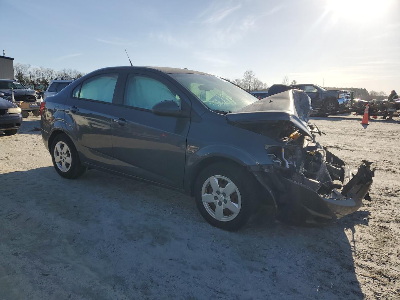 Photo 3 VIN: 1G1JA5SH0D4197129 - CHEVROLET SONIC 