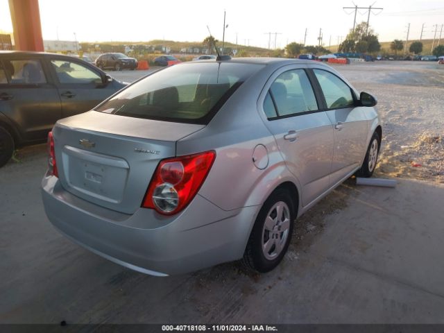 Photo 3 VIN: 1G1JA5SH0F4152162 - CHEVROLET SONIC 