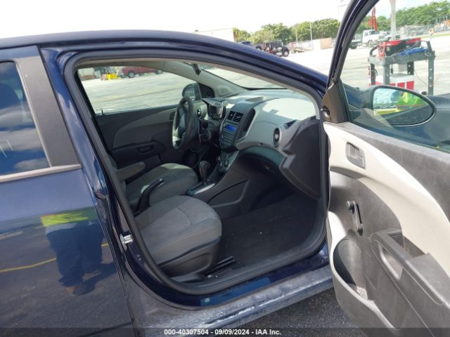 Photo 4 VIN: 1G1JA5SH2F4171294 - CHEVROLET SONIC 