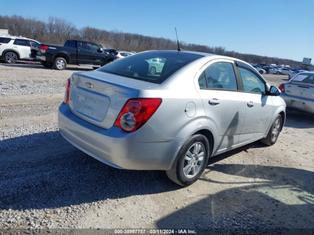 Photo 3 VIN: 1G1JA5SH3C4116624 - CHEVROLET SONIC 