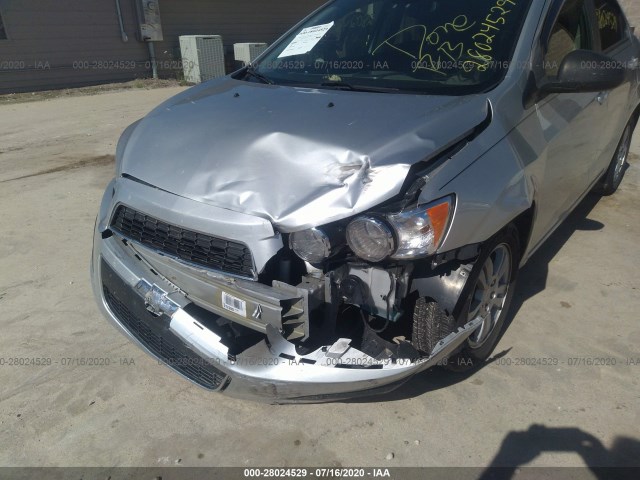 Photo 5 VIN: 1G1JA5SH3C4170862 - CHEVROLET SONIC 