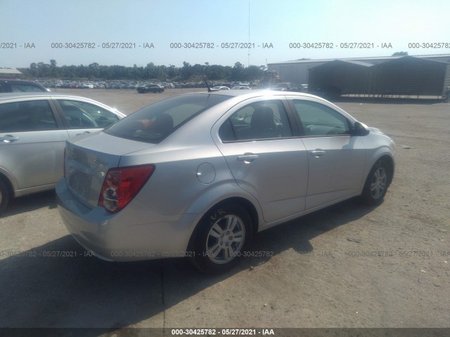 Photo 3 VIN: 1G1JA5SH3C4223818 - CHEVROLET SONIC 