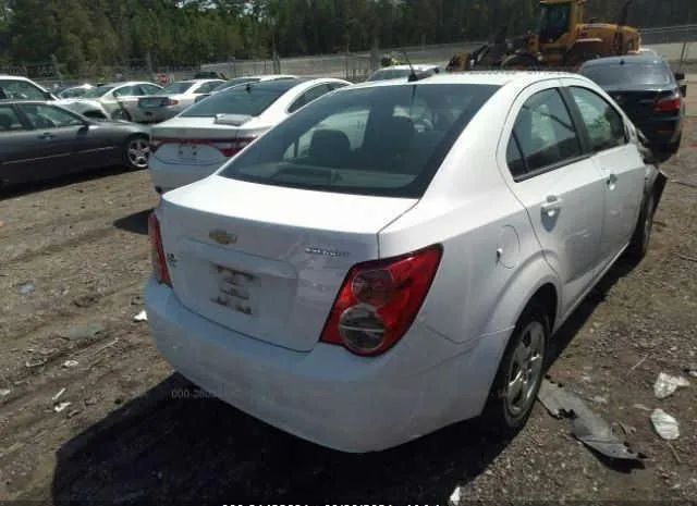 Photo 3 VIN: 1G1JA5SH3F4132309 - CHEVROLET SONIC 