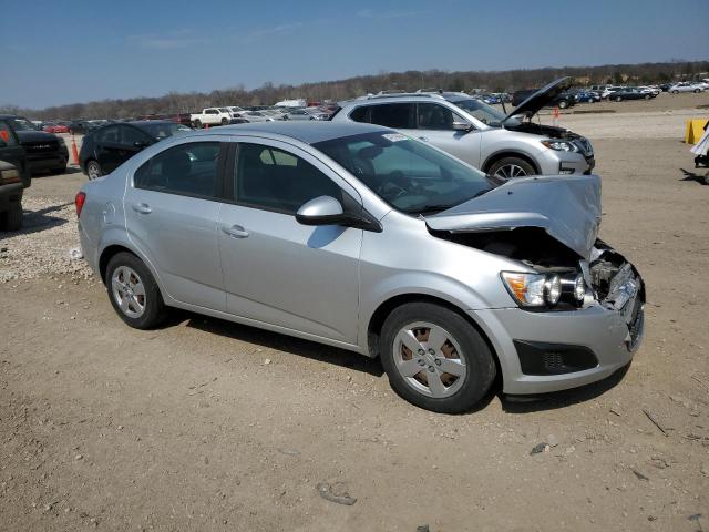 Photo 3 VIN: 1G1JA5SH3F4205470 - CHEVROLET SONIC 