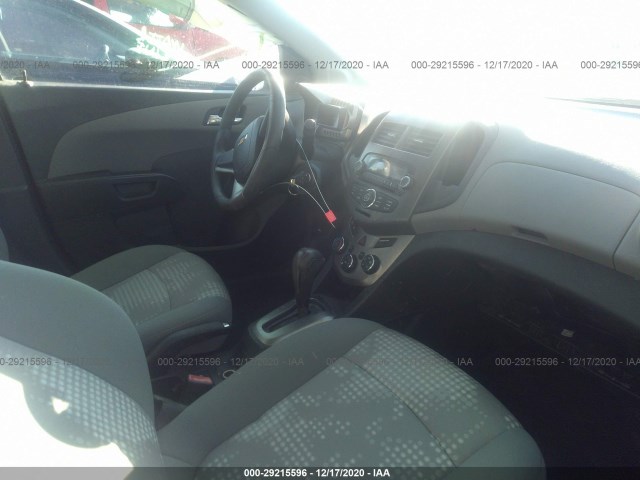 Photo 4 VIN: 1G1JA5SH4C4121332 - CHEVROLET SONIC 