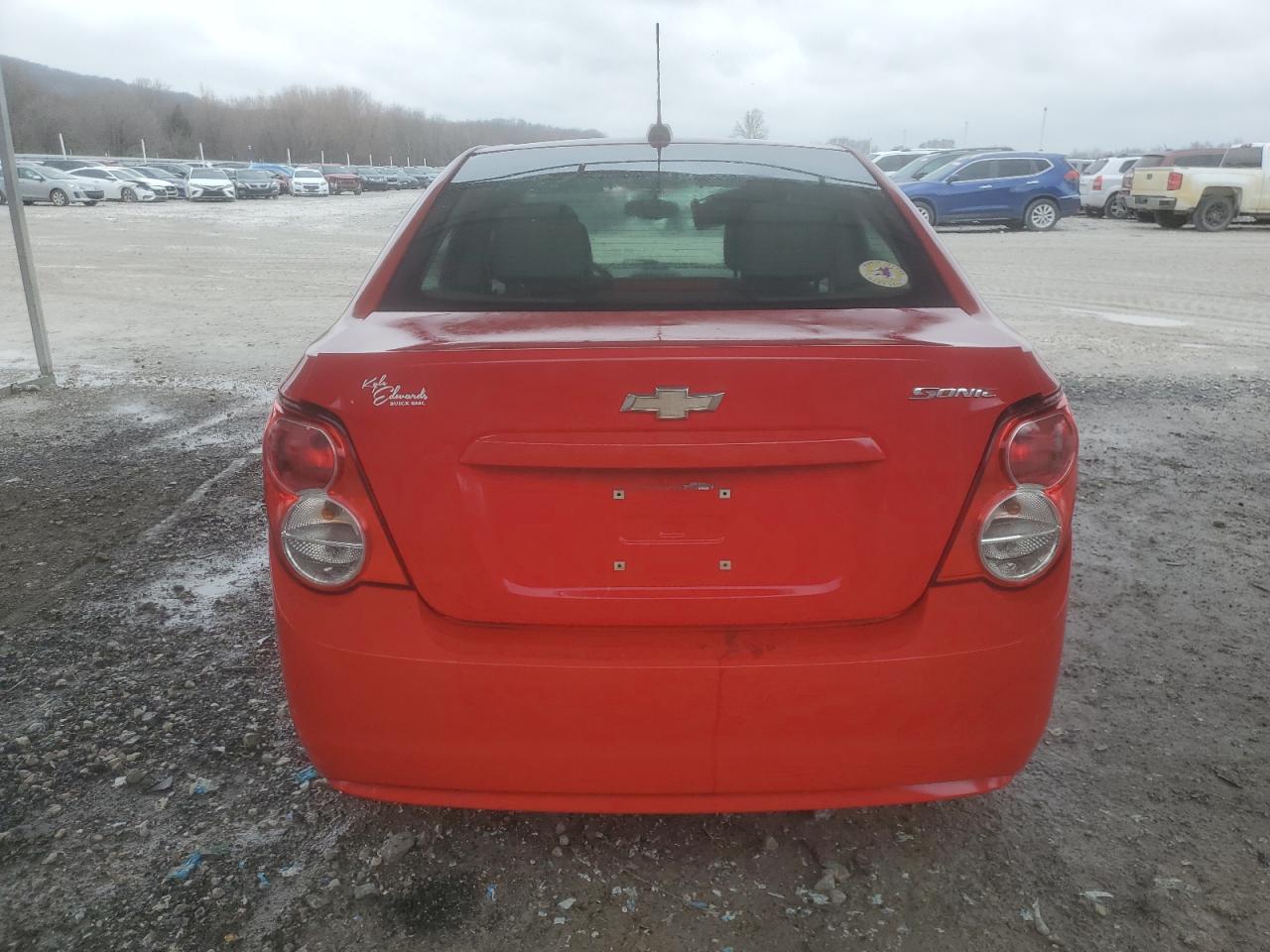 Photo 5 VIN: 1G1JA5SH4F4150172 - CHEVROLET SONIC 