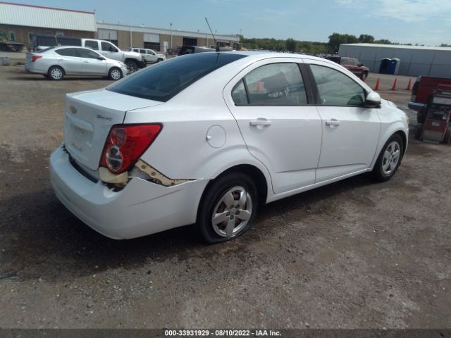 Photo 3 VIN: 1G1JA5SH4F4208815 - CHEVROLET SONIC 