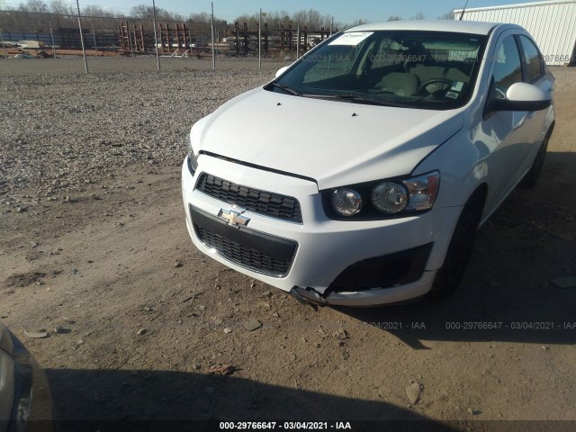 Photo 5 VIN: 1G1JA5SH5E4129331 - CHEVROLET SONIC 