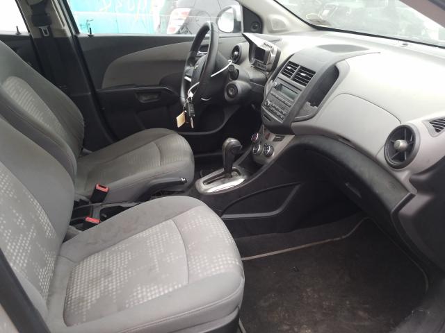 Photo 4 VIN: 1G1JA5SH6D4202978 - CHEVROLET SONIC 