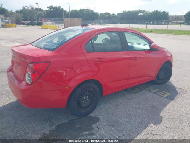 Photo 3 VIN: 1G1JA5SH6F4155289 - CHEVROLET SONIC 