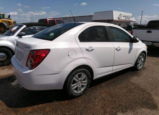 Photo 3 VIN: 1G1JA5SH7C4117453 - CHEVROLET SONIC 