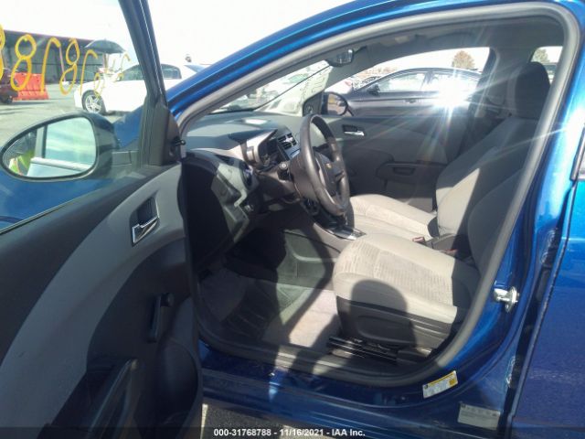 Photo 4 VIN: 1G1JA5SH7C4190435 - CHEVROLET SONIC 