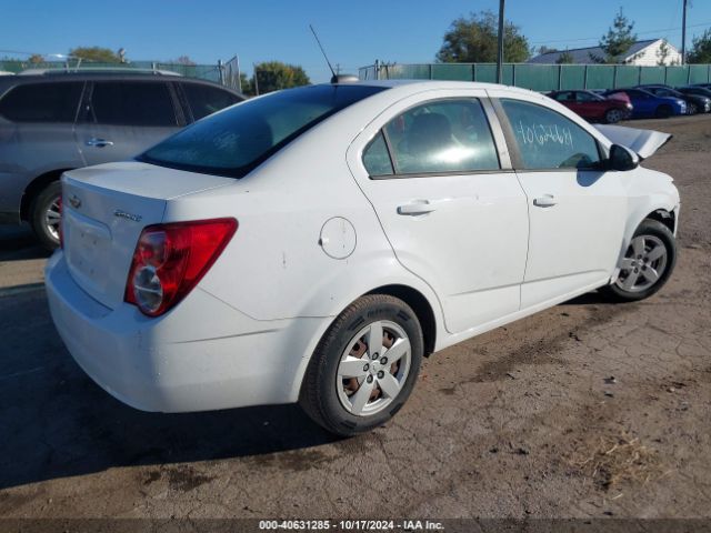 Photo 3 VIN: 1G1JA5SH7F4150487 - CHEVROLET SONIC 