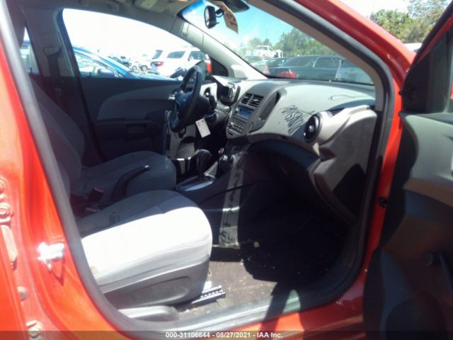 Photo 4 VIN: 1G1JA5SH8D4154707 - CHEVROLET SONIC 