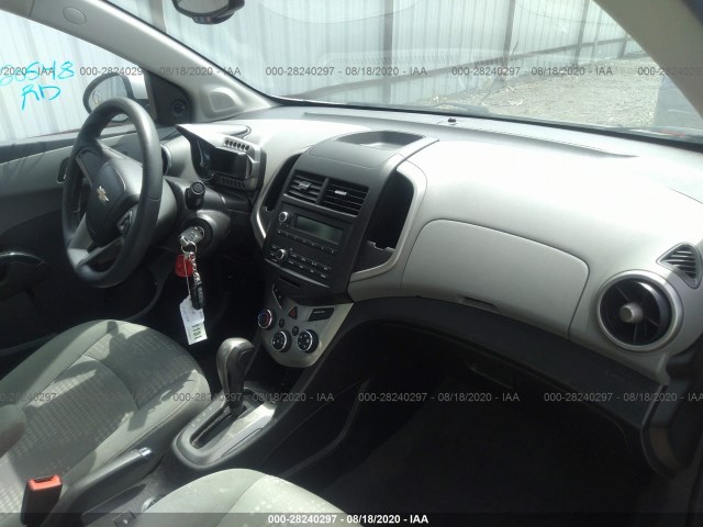 Photo 4 VIN: 1G1JA5SH8E4166891 - CHEVROLET SONIC 