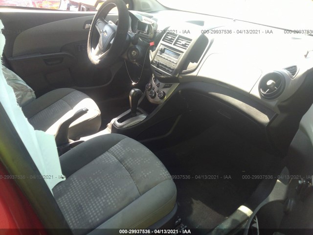 Photo 4 VIN: 1G1JA5SH9C4131757 - CHEVROLET SONIC 