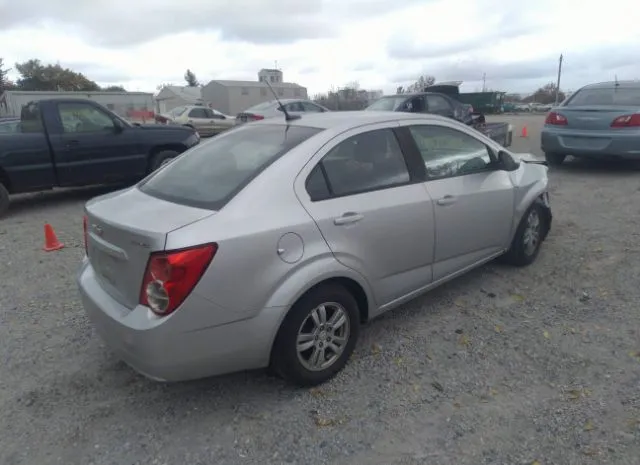 Photo 3 VIN: 1G1JA5SH9C4149403 - CHEVROLET SONIC 